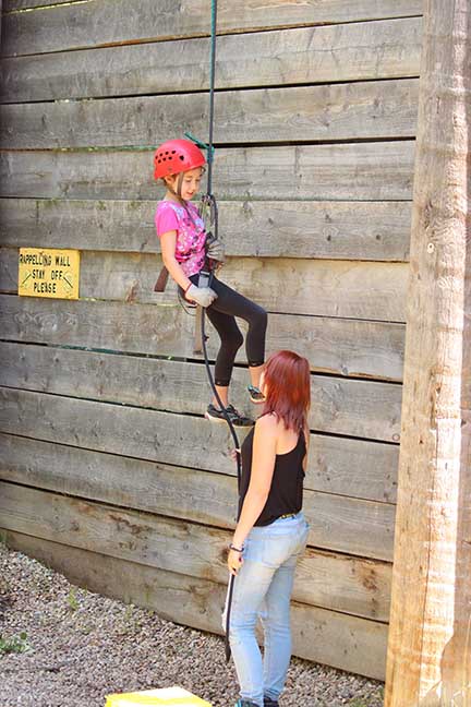 General - Activities - Rappelling